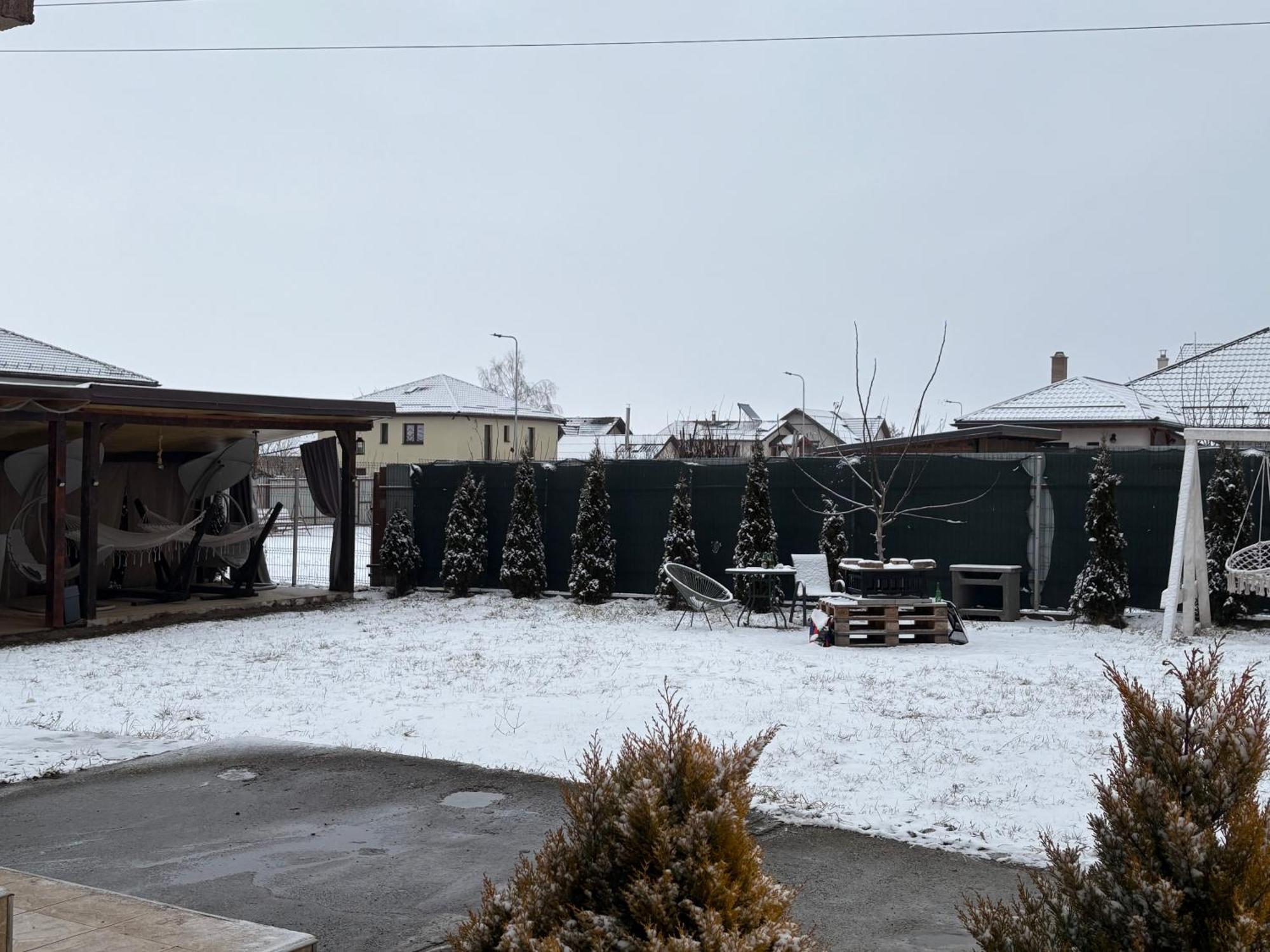 Vila Mik Guesthouse Săcele Eksteriør bilde